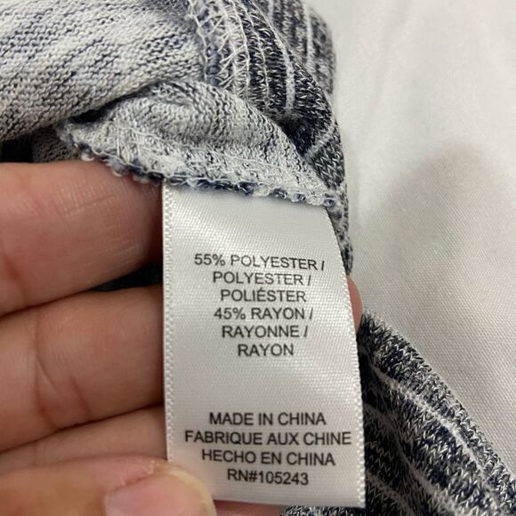 Bobeau stripes pattern slit side T-shirt size small - Picture 7 of 11